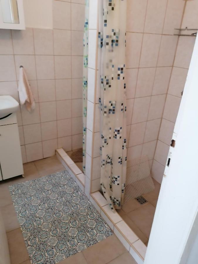 Malomtavi Vendeghaz Apartment Таполца Екстериор снимка