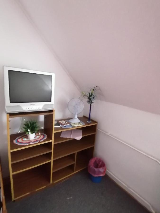 Malomtavi Vendeghaz Apartment Таполца Екстериор снимка